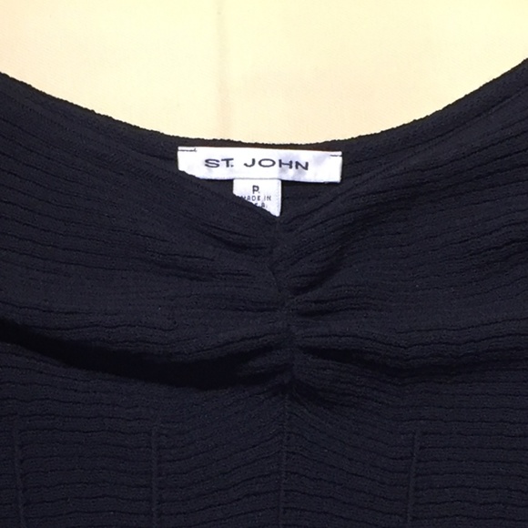 🌵ST. JOHN Black Knit Contour Tank Side Zip - Picture 4 of 8